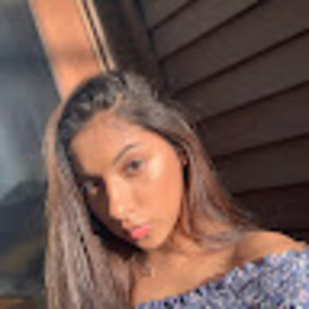 Meet your Posher, Nohemi